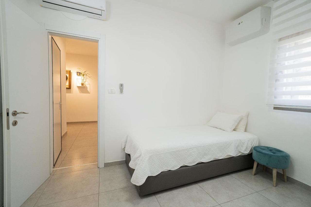 Maorissimo Boutique Apartment Acre Exterior photo