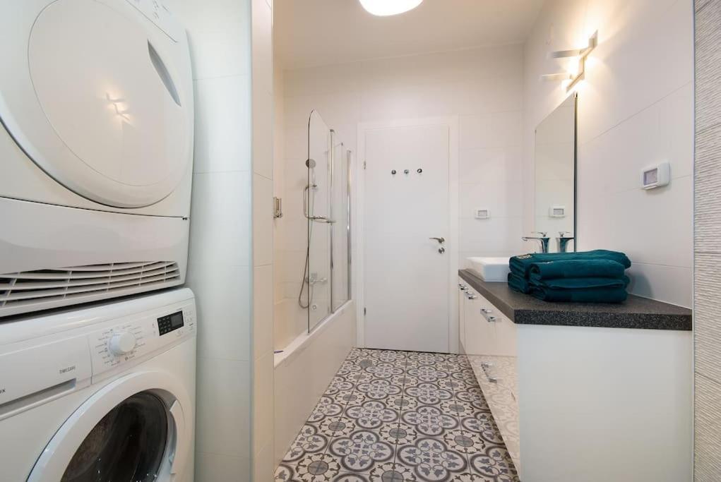 Maorissimo Boutique Apartment Acre Exterior photo