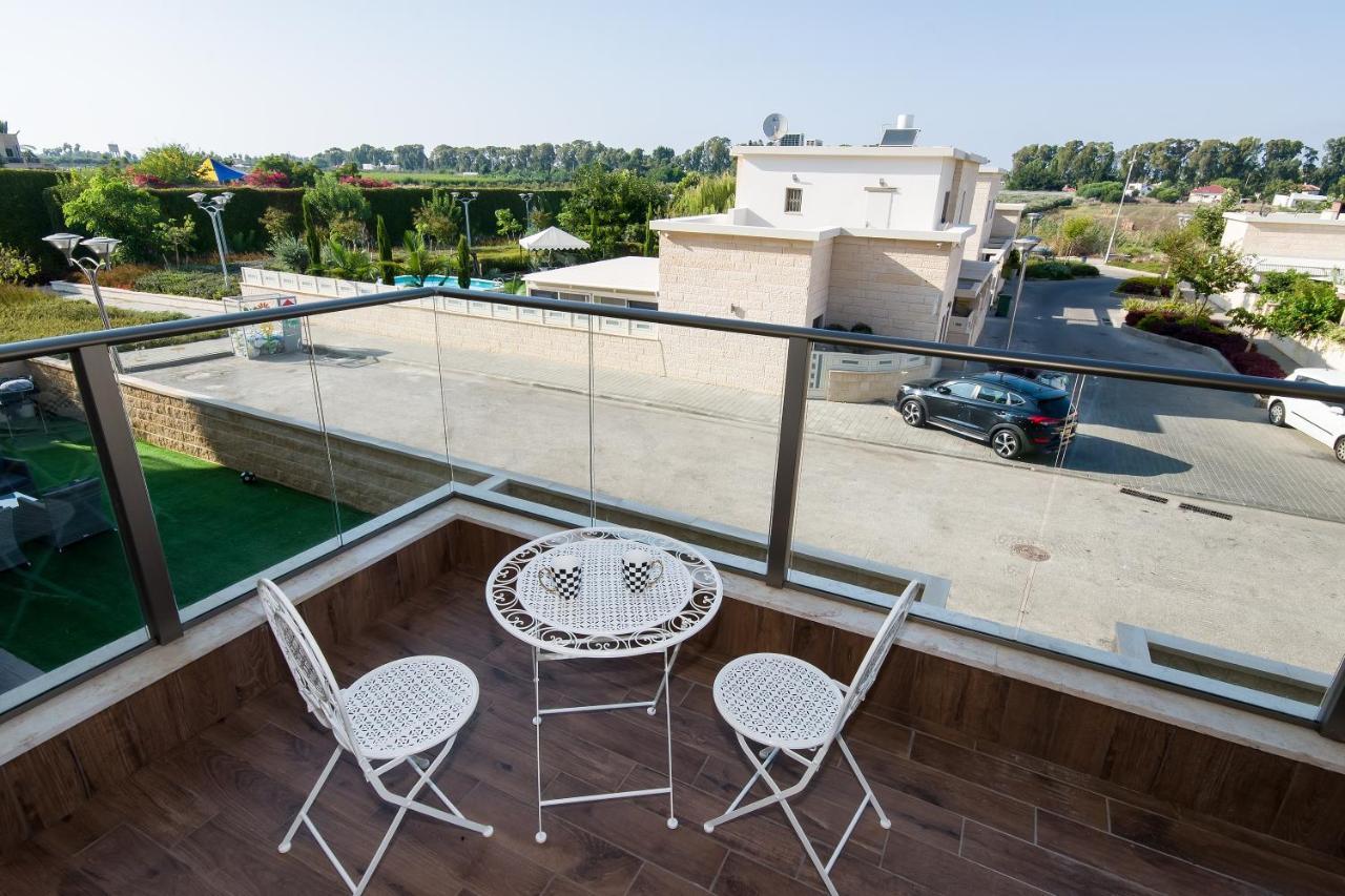 Maorissimo Boutique Apartment Acre Exterior photo